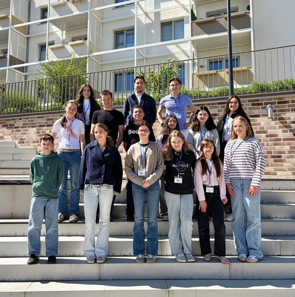 Gruppenbild Schülerinnen und Schüler beim Zukunftstag