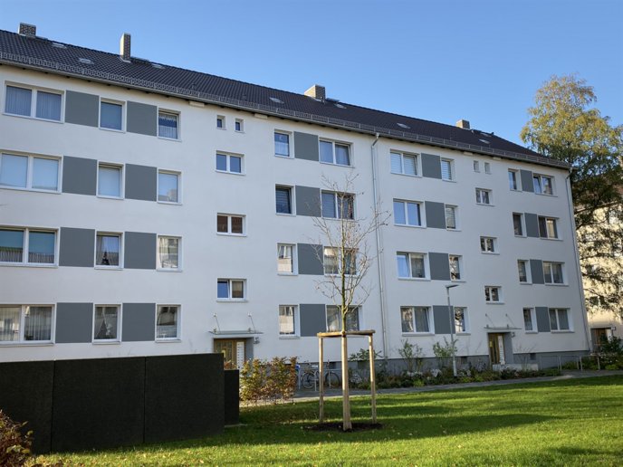 modernisierte 3-Zimmerwohnung mit Balkon in Burg - Foto 1