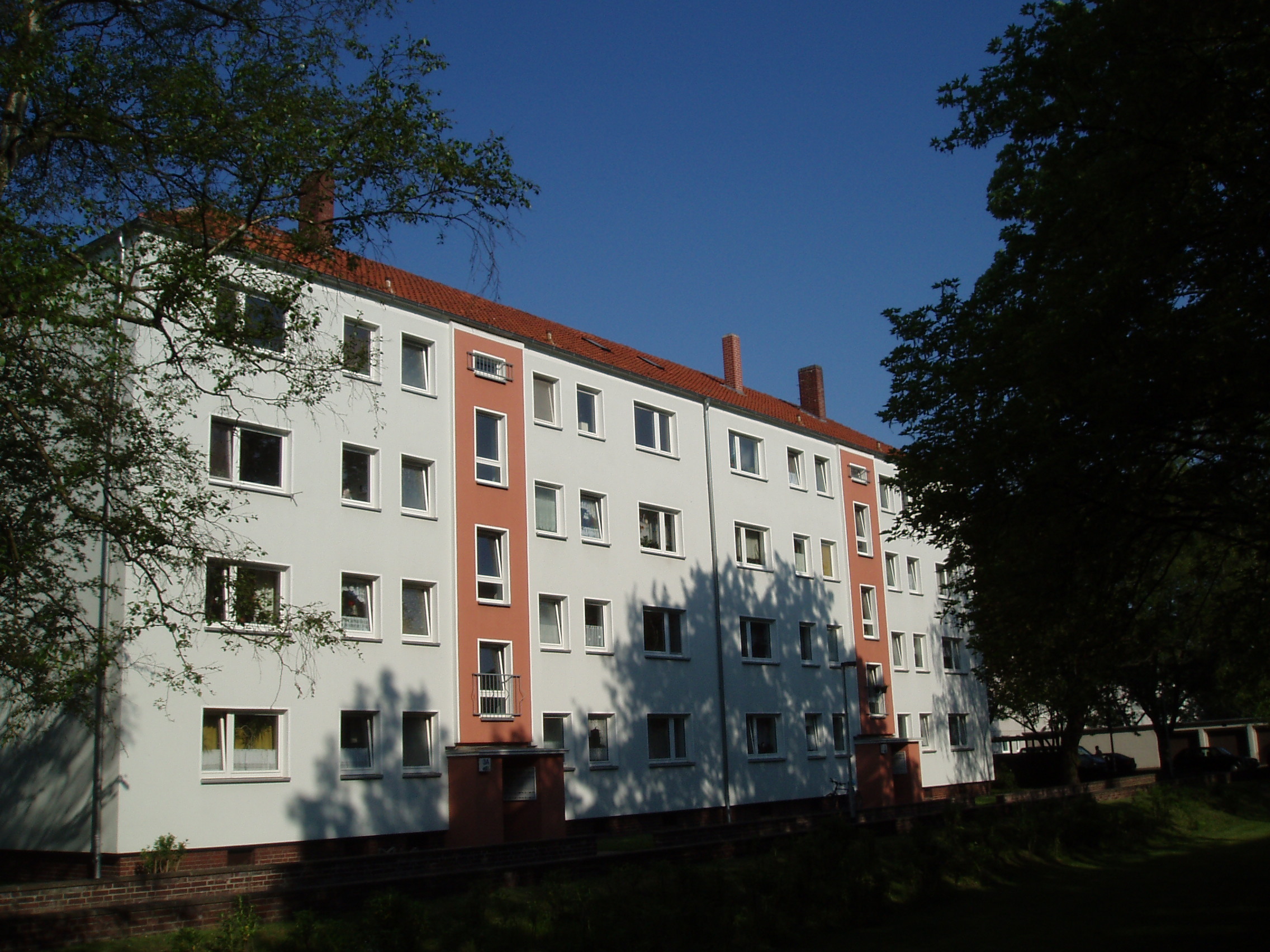 Bauvereinsweg 1, 3, 5